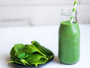 Sinh tố rau chống nắng hiệu quả